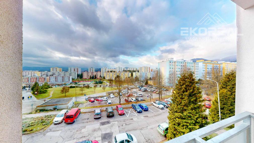 REZERVOVANÝ- BB - 1i. byt o rozlohe 38m2 + loggia a pivnica