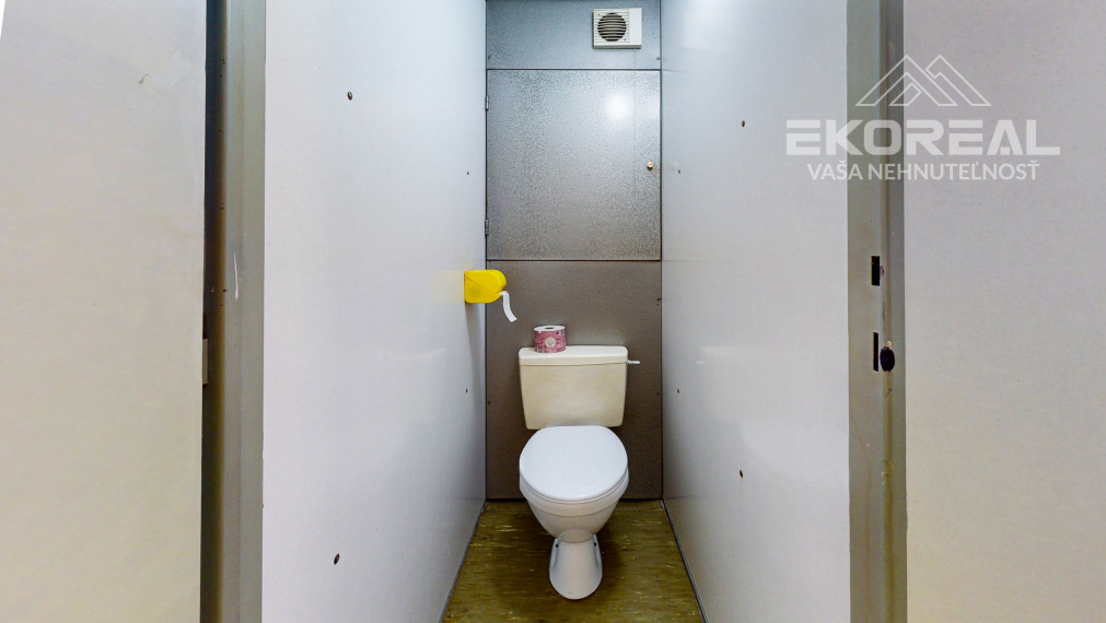 REZERVOVANÝ- BB - 1i. byt o rozlohe 38m2 + loggia a pivnica