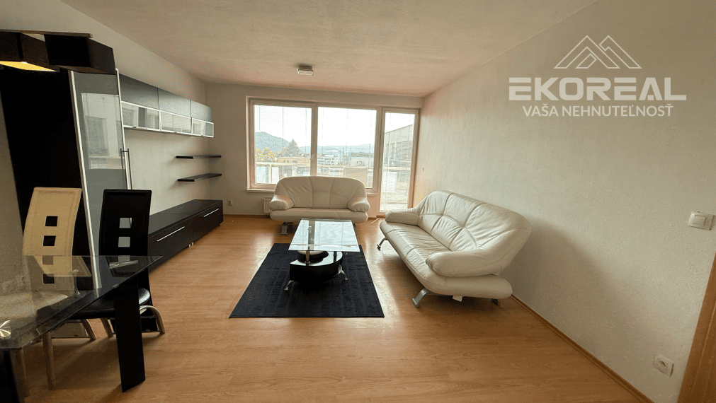 Štýlový 2i byt v BB – blízko centrum UMB a kúsok od námestia