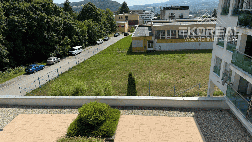 Štýlový 2i byt v BB – blízko centrum UMB a kúsok od námestia