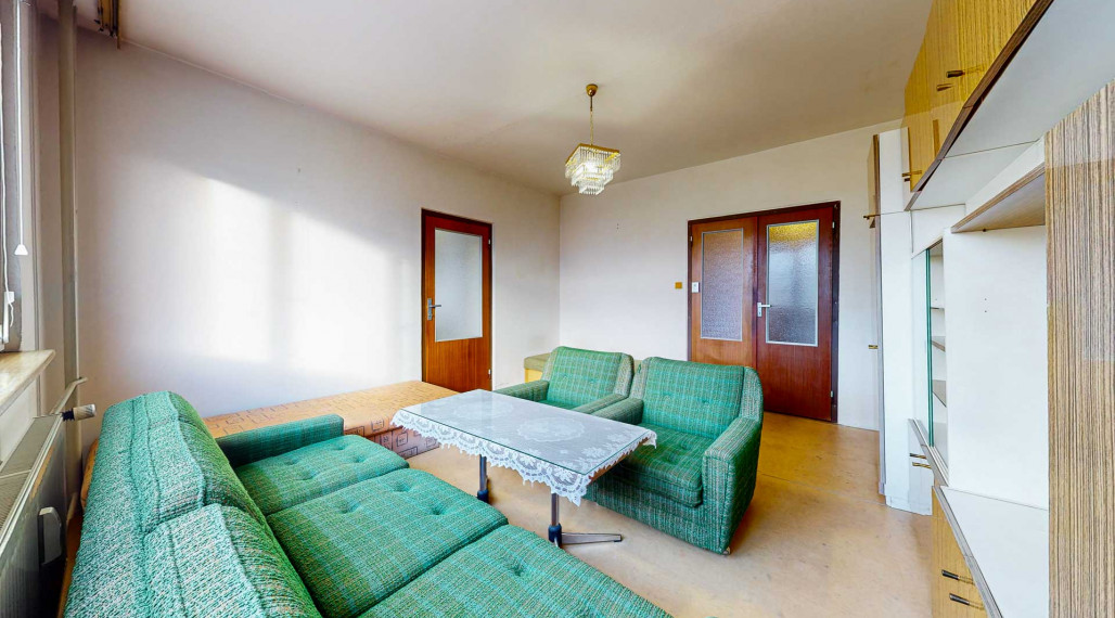 REZERVOVANÝ- BB - 1i. byt o rozlohe 38m2 + loggia a pivnica